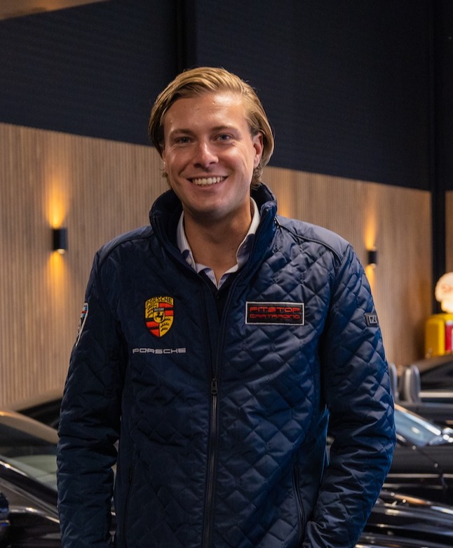 Form  Contact | Pitstop Car Trading