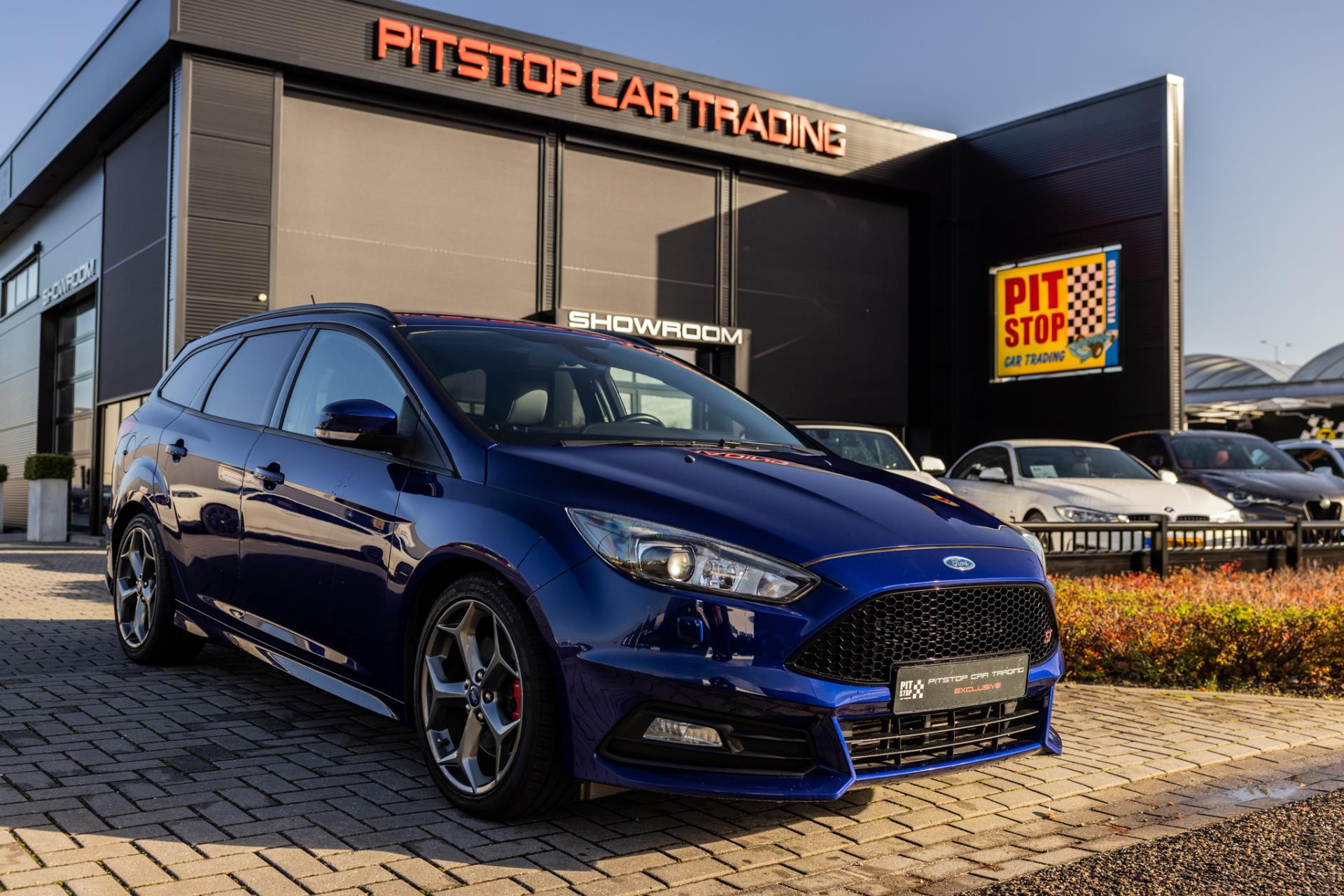 Ford Focus Wagon 2.0 ST-3, 250 PK, Volleder, Camera, Dealer onderhouden! 38227643-0.jpg | Pitstop Car Trading