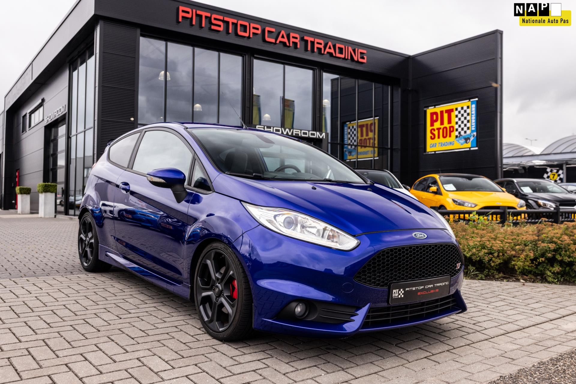 Ford Fiesta 1.6 ST2, 182 PK, Navi, Parkeersensoren, Voorruitverwarming! 42791750-0.jpg | Pitstop Car Trading