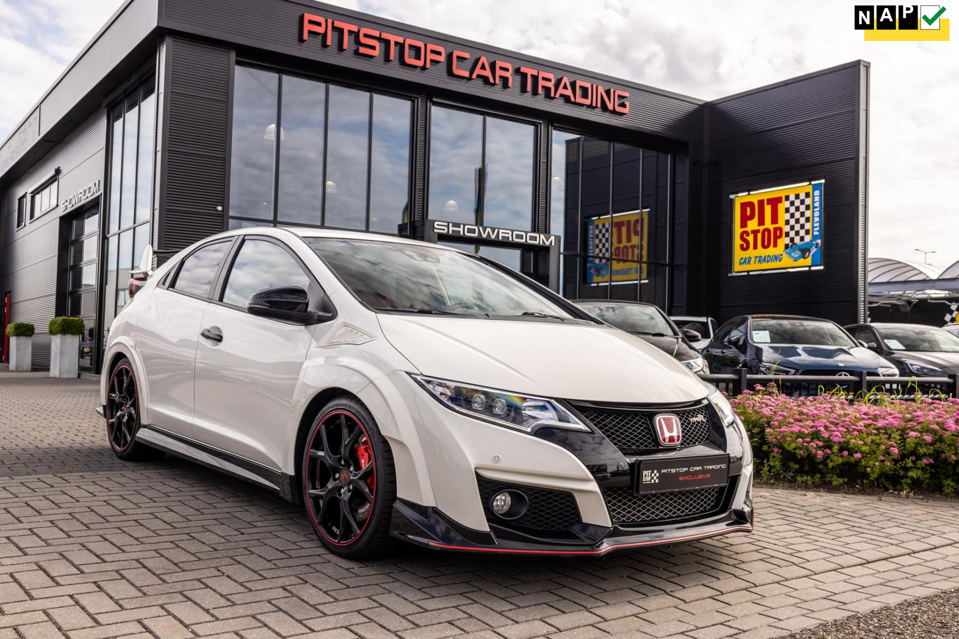 Honda Civic 2.0 Type R GT, 310 PK, Camera, Nieuwstaat! 43464422-0.jpg | Pitstop Car Trading