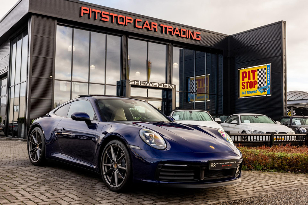 Porsche 911 992 3.0 Carrera, 385 PK, Pano, Sportuitlaat *Gentiaan Blauw* 44684009-0.jpg | Pitstop Car Trading