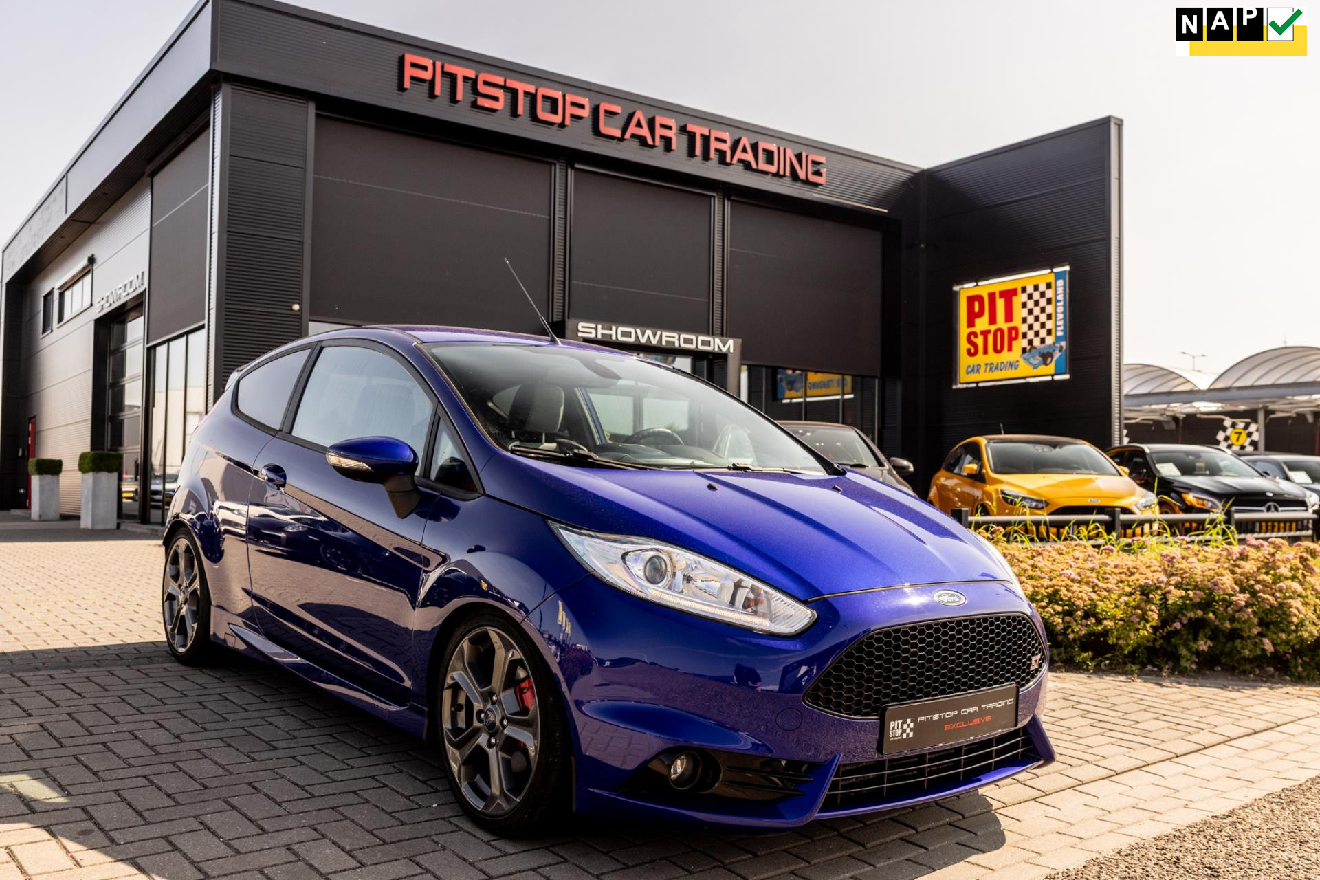 Ford Fiesta 1.6 ST2, 225 PK, Cruise, Camera, Sportuitlaat, Topstaat! 45855806-0.jpg | Pitstop Car Trading