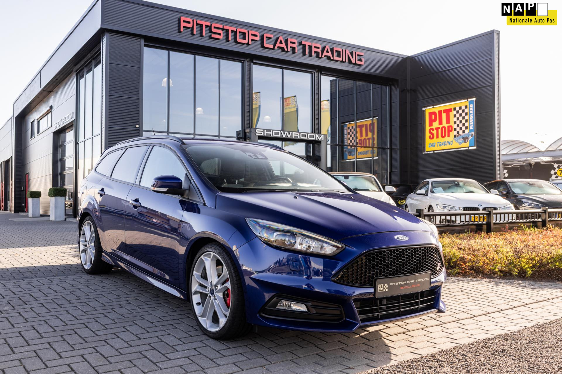 Ford Focus 2.0 TDCI ST-3, 185pk, Sony, 19 inch, Recaro, Uniek!! 47252038-0.jpg | Pitstop Car Trading