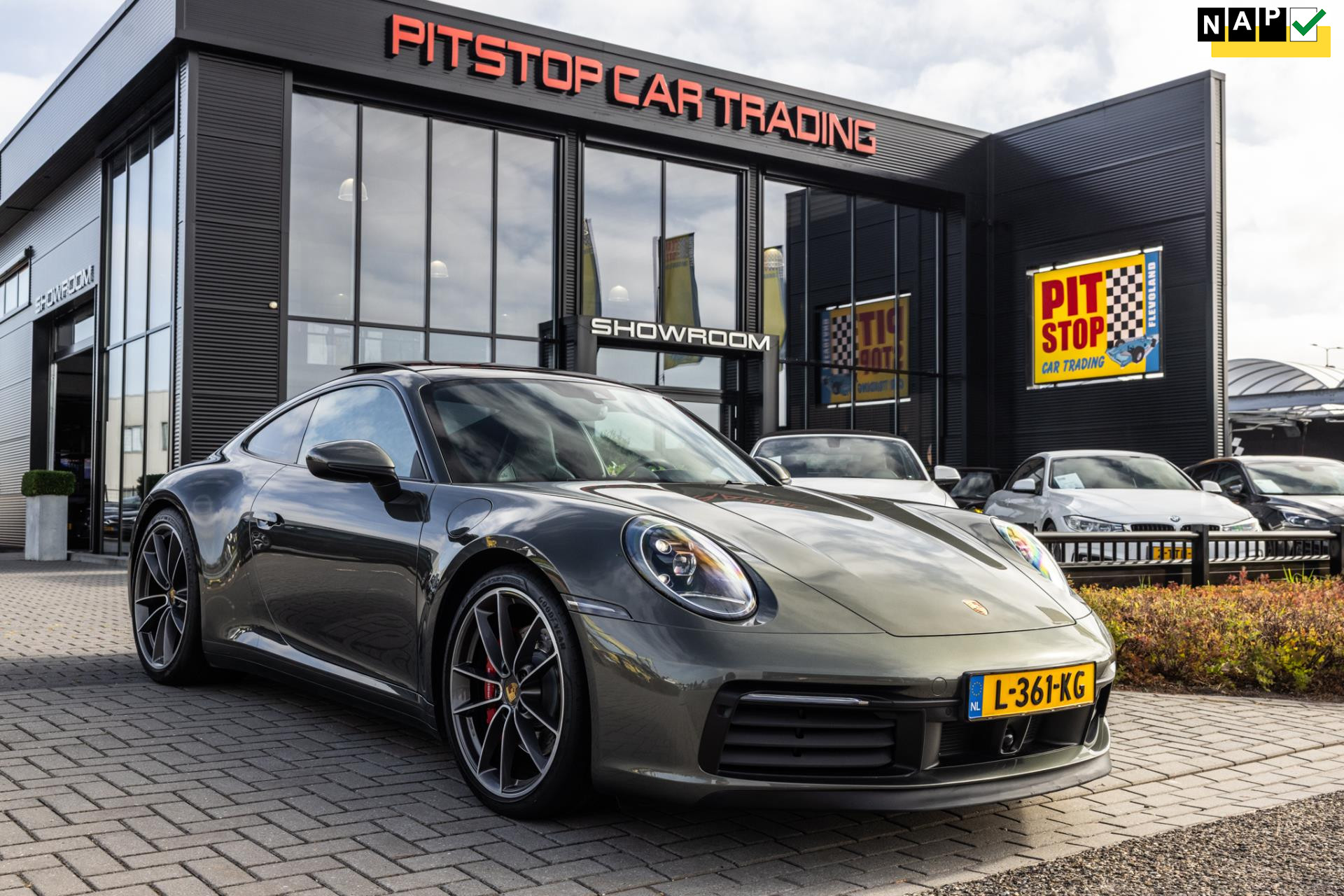Porsche 911 992 3.0 Carrera S, 450 PK, Pano, *Aventurijn* PASM, Nieuwstaat! 47259616-0.jpg | Pitstop Car Trading