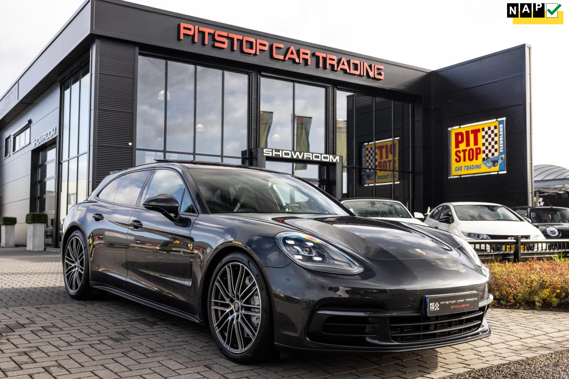 Porsche Panamera Sport Turismo 3.0 4, 331 PK, Pano, Luchtvering, PDLS! 47699906-0.jpg | Pitstop Car Trading