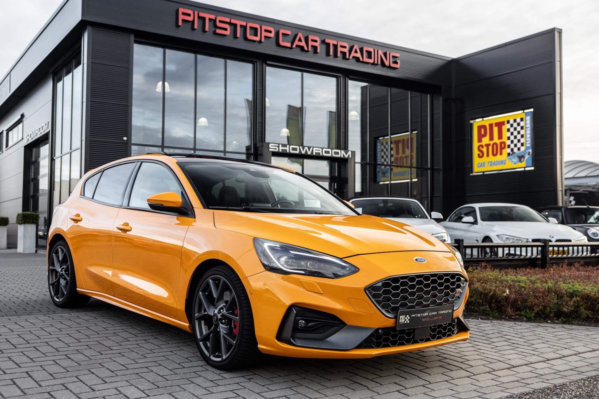 Ford Focus 2.3 EcoBoost ST-3, 279 PK, Pano, Camera, ACC, B&O, Topstaat! 48086558-0.jpg | Pitstop Car Trading