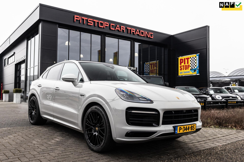 Porsche Cayenne Coupé 3.0 E-Hybrid, *Krijt*, Sportdesign, 1e eigenaar, NL Auto! 49890333-0.jpg | Pitstop Car Trading