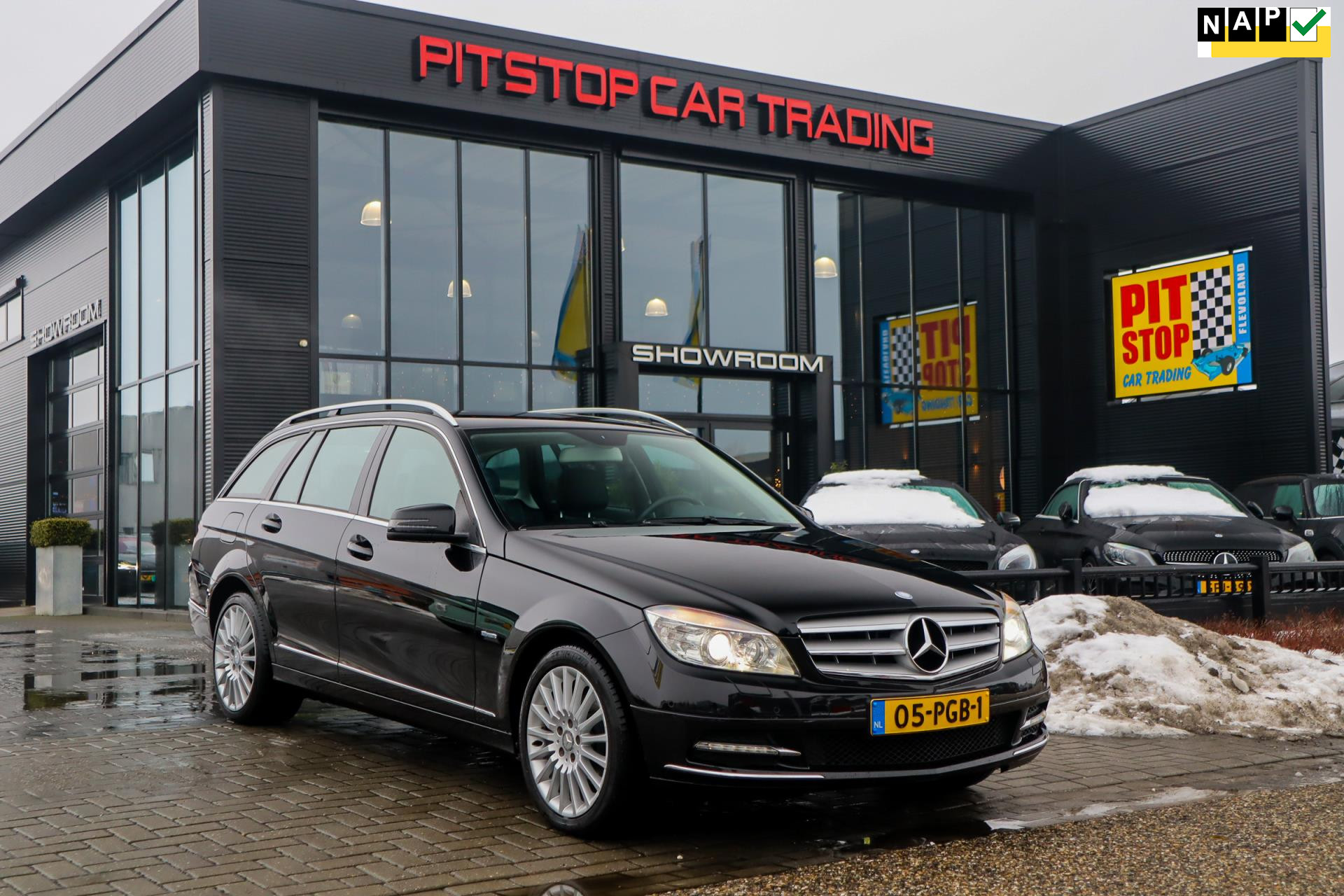 Mercedes-Benz C-Klasse Estate 180 CGI Avantgarde, 156 PK, NL Auto, 2e eigenaar, trekhaak! 50542527-0.jpg | Pitstop Car Trading