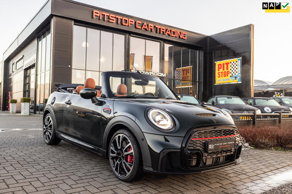 MINI Cooper Cabrio Mini 2.0 John Works JCW Pack, 231 PK, NAP, ACC, Full! 50634506-0.jpg | Pitstop Car Trading