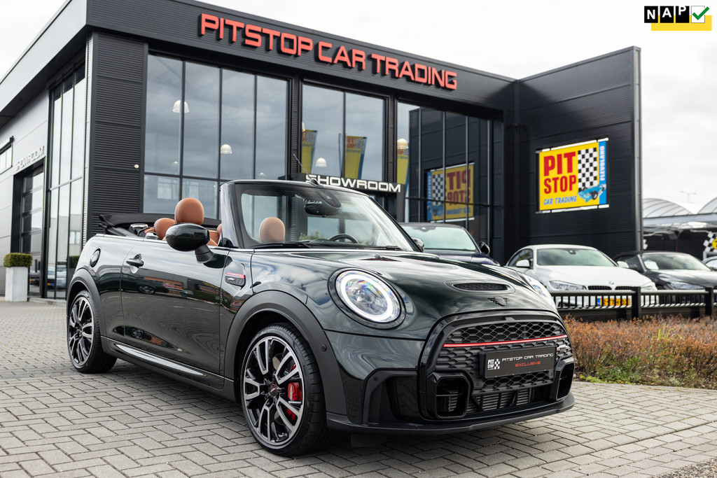 MINI Cabrio Mini 2.0 JCW, 231 PK, *Rebel Green*, NL Auto, NAP, Nieuwstaat! 50634506-0.jpg | Pitstop Car Trading