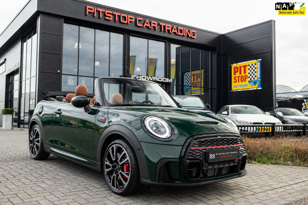 MINI Cabrio Mini 2.0 JCW, 231 PK, *Rebel Green*, NL Auto, NAP, Nieuwstaat! 50634506-0.jpg | Pitstop Car Trading