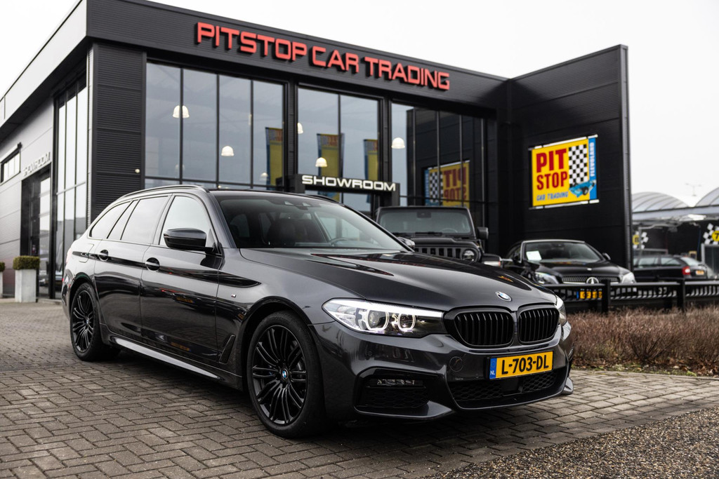 BMW 5 Serie Touring 530i M-Sport, 252 PK, ACC, Sfeerverlichting, Shadowline 51253779-0.jpg | Pitstop Car Trading