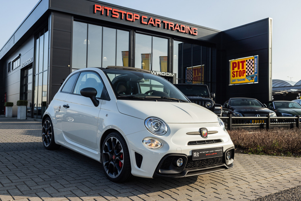 Fiat 500C 1.4 T-Jet Abarth Competizione 180 PK, PDC, Navi 51858925-0.jpg | Pitstop Car Trading