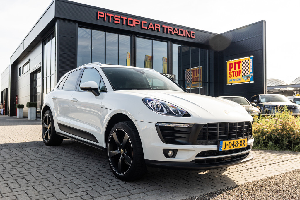 Porsche Macan 2.0, 252 PK, Pano, 18-wegs Sportstoelen, Luchtvering, Nieuwstaat! 51883348-0.jpg | Pitstop Car Trading