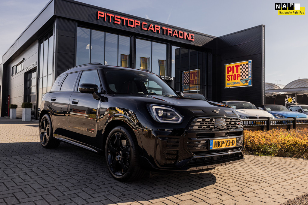 MINI Countryman 1.5 C John Cooper Works, NL Auto, Pano, Camera, HUD, BTW! 52563991-0.jpg | Pitstop Car Trading