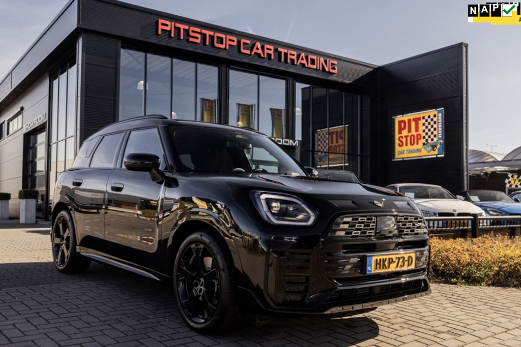 MINI Countryman 1.5 C John Cooper Works, NL Auto, Pano, Camera, HUD, BTW! 52563991-0.jpg | Pitstop Car Trading