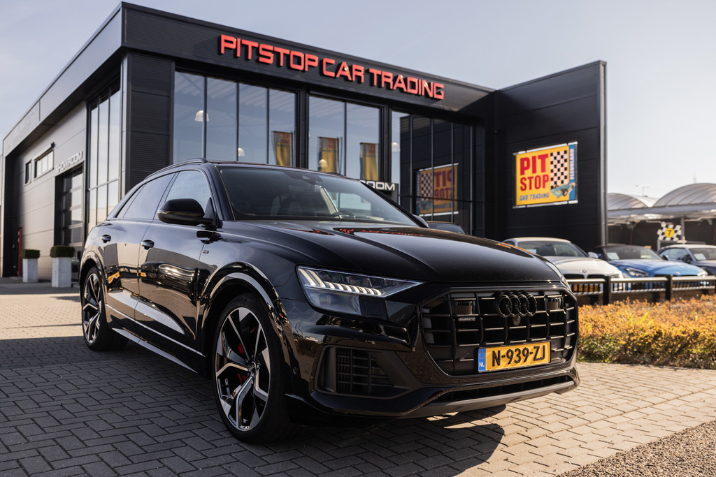 Audi Q8 55 TFSI e quattro S-Line, Massage, Pano, 22inch, Trekhaak! 52729835-0.jpg | Pitstop Car Trading