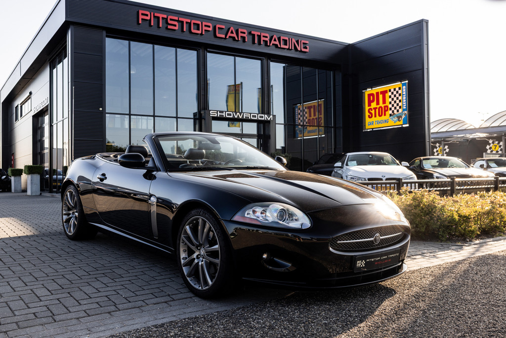 Jaguar XK 4.2 V8 Convertible, 298 PK, *1A New condition*, Gedocumenteerd! 54892976-0.jpg | Pitstop Car Trading