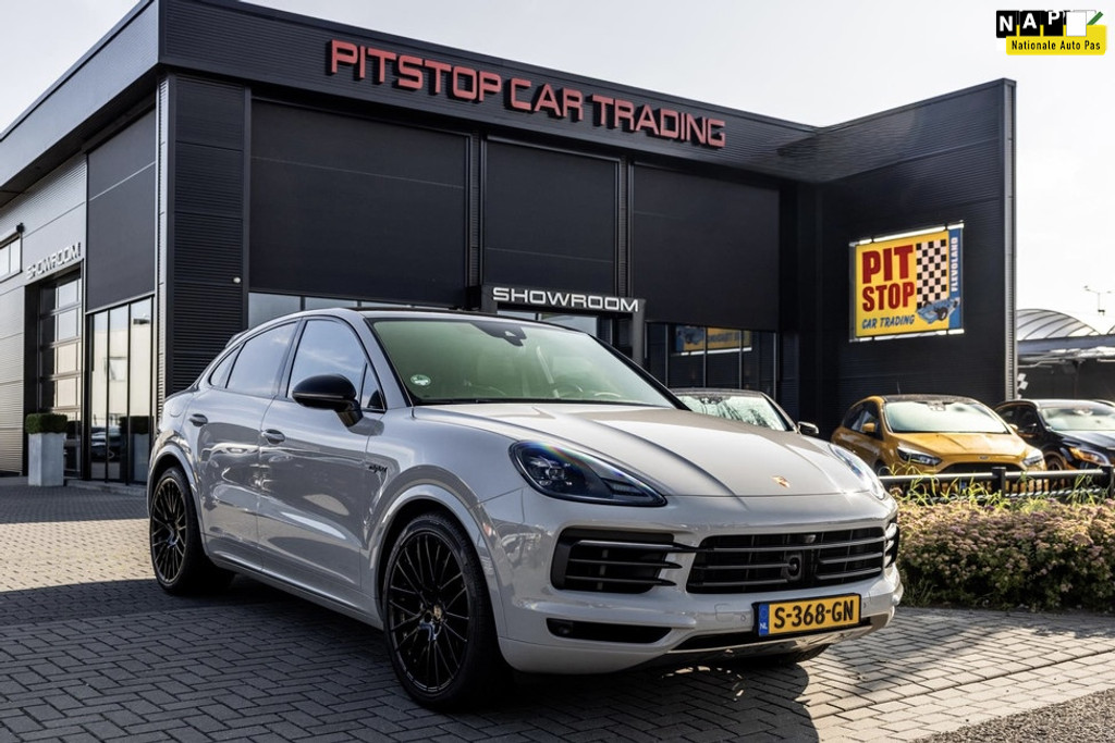Porsche Cayenne Coupé 3.0 E-Hybrid, Platinum, *Krijt*, Massage, NL, Full Option! 54972687-0.jpg | Pitstop Car Trading