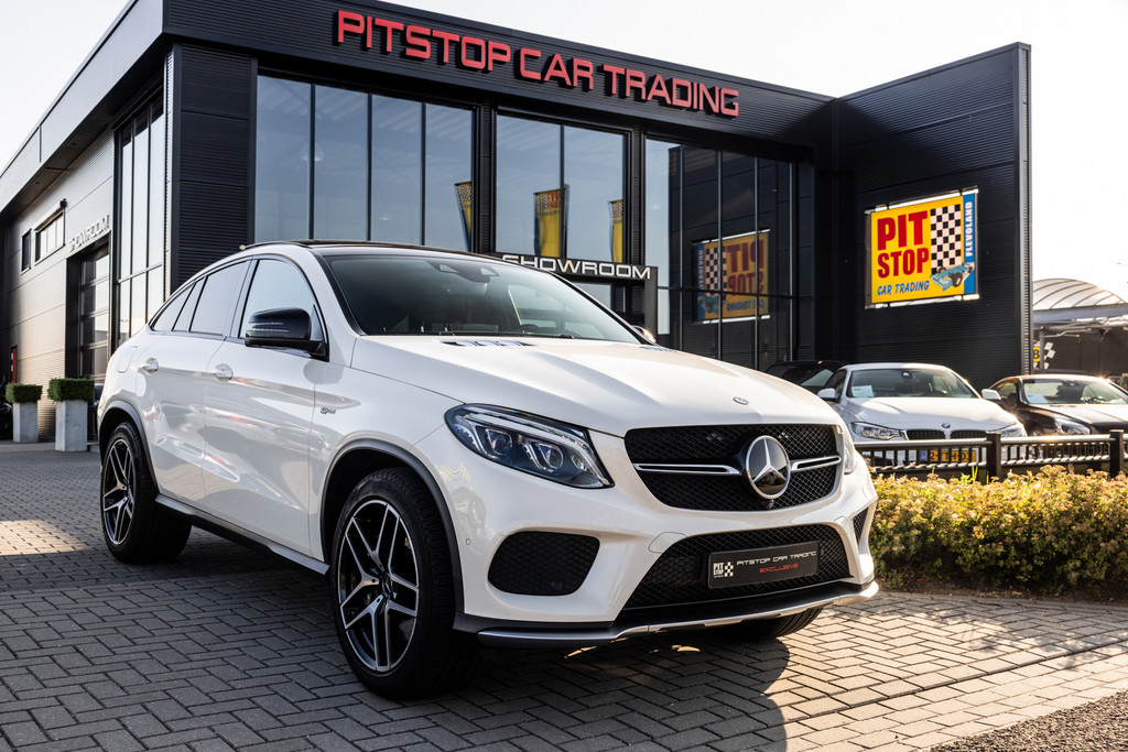 Mercedes-Benz GLE AMG 43 4MATIC, AMG, Pano, H&K Audio, Keurig! 55013190-0.jpg | Pitstop Car Trading