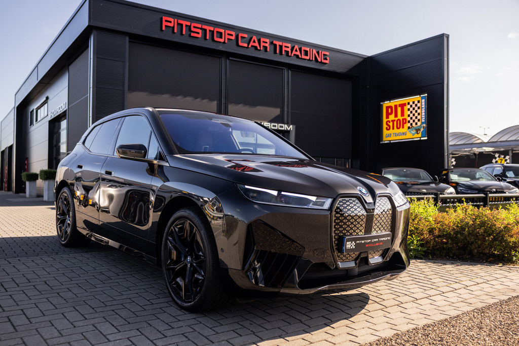 BMW iX XDrive50 M 112 kWh, B&W Audio, Sky-Lounge, Massage, Laser, Soft-Close! 56297830-0.jpg | Pitstop Car Trading