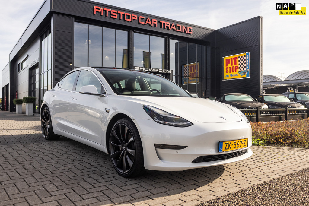 Tesla Model 3 Long Range AWD 75 kWh, SOH 86%, Performance velgen, NL auto! 56699292-0.jpg | Pitstop Car Trading