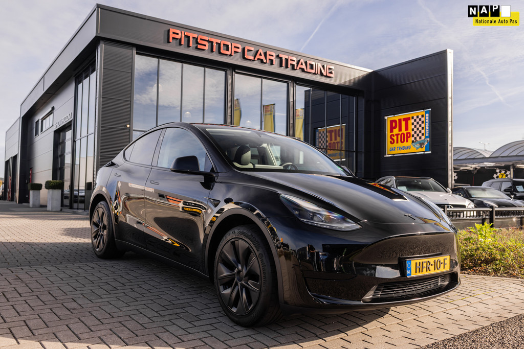 Tesla Model Y Long Range RWD 75 kWh, 351pk, BTW, Autopilot! 56785098-0.jpg | Pitstop Car Trading