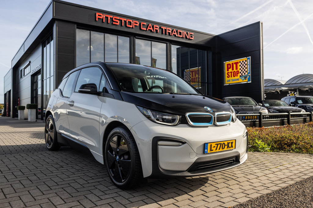 BMW i3 Basis iPerformance 94Ah 33 kWh, NL Auto, Nieuwstaat! 56971915-0.jpg | Pitstop Car Trading