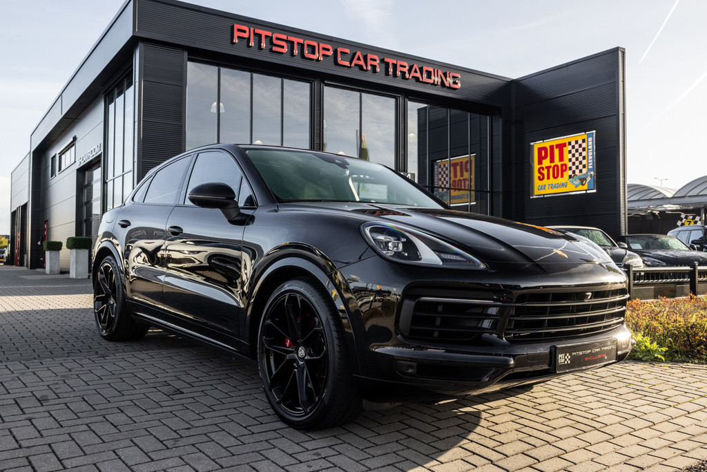 Porsche Cayenne Coupé 3.0 E-Hybrid, Pano, Trekhaak, PASM, Chrono, All Black! 57017287-0.jpg | Pitstop Car Trading
