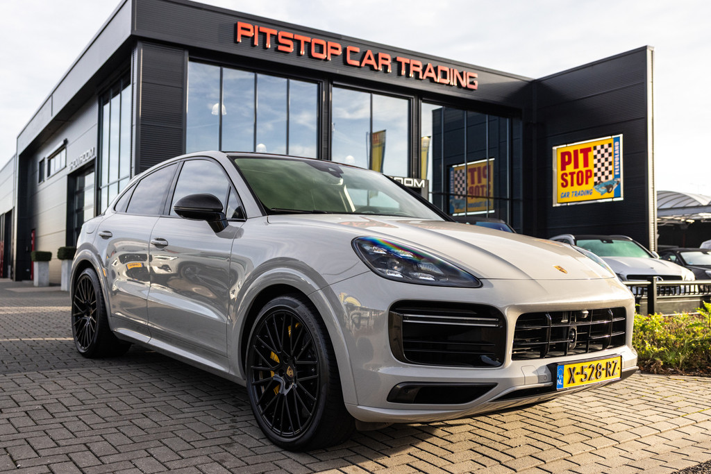 Porsche Cayenne Coupé 4.0 Turbo S E-Hybrid, 680 PK, Carbon, Burmester, Trekhaak! kopen in Dronten