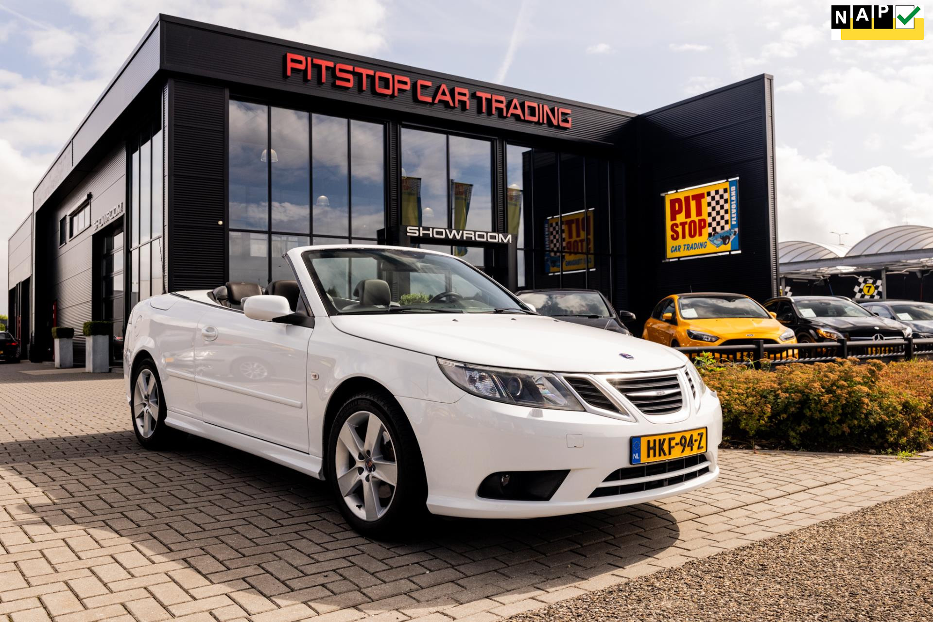 Saab 9-3 Cabrio 2.0 Vector, 200pk, Xenon, Cruise, Climate 46153352-0.jpg | Pitstop Car Trading