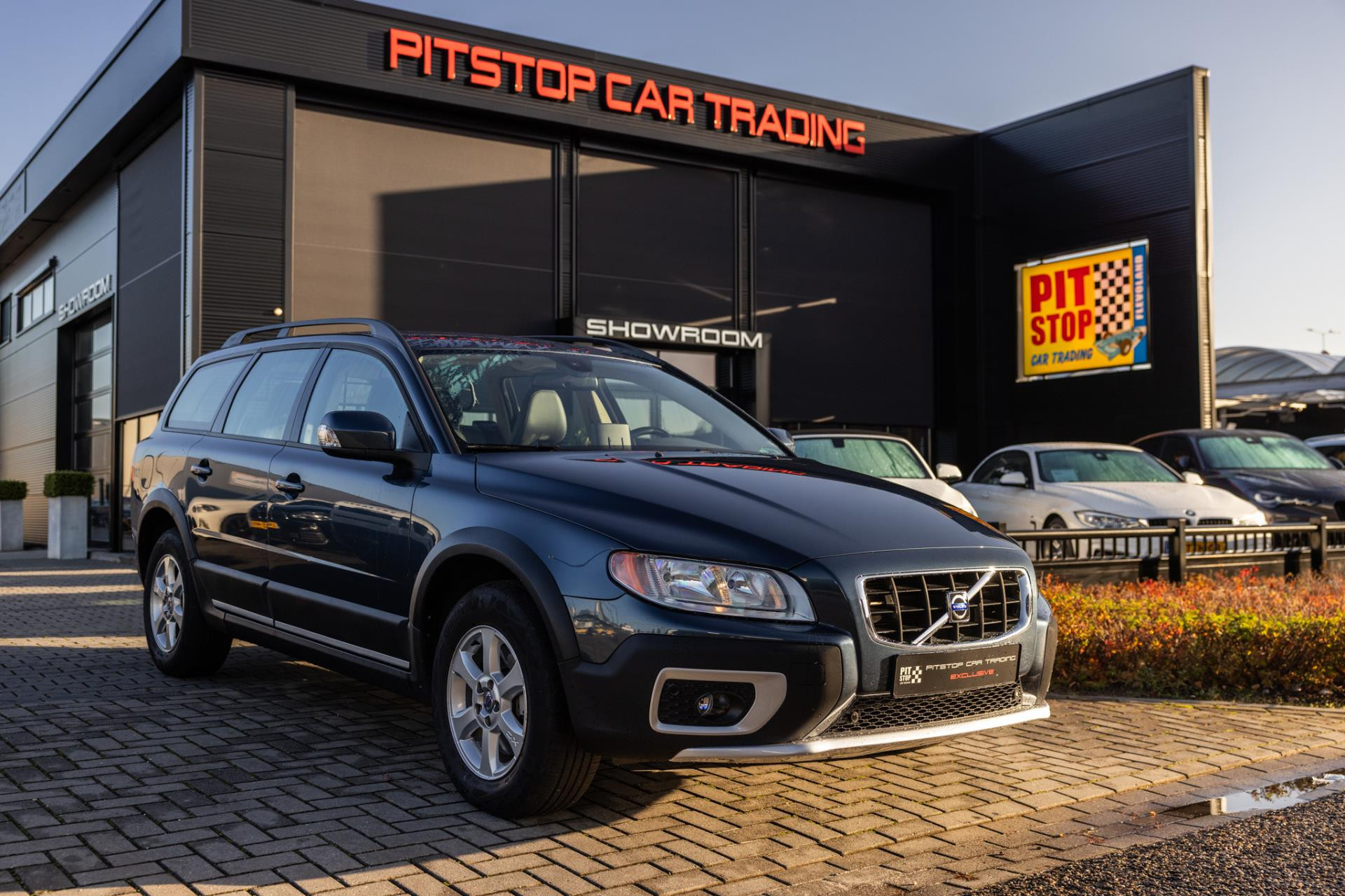 Volvo XC70 3.2, AWD, 238pk, Zwitsers, Youngtimer, Volleder, Topstaat! 48852249-0.jpg | Pitstop Car Trading