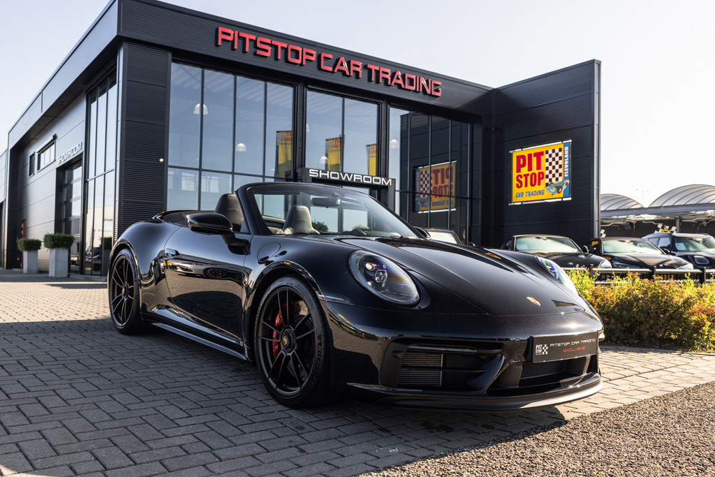 Porsche 911 Cabrio 3.0 Carrera 4 GTS, 4w-Besturing, Exclusive achterlichten, Nieuwstaat! 56200620-0.jpg | Pitstop Car Trading